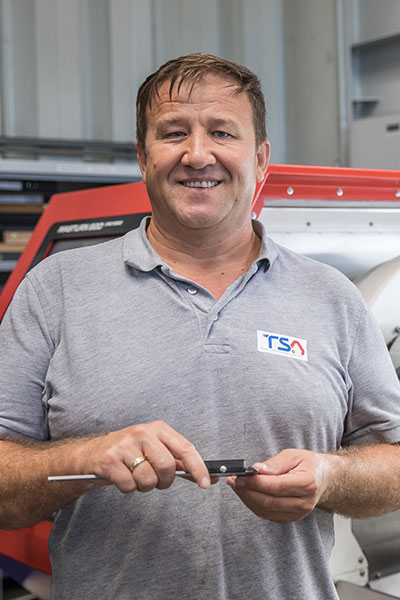 TSA employee in the production hall