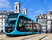 TSA004784R1_TSA004783R3_TMR-36-18-4_CAF-Urbos-streetcar-platform_1_X